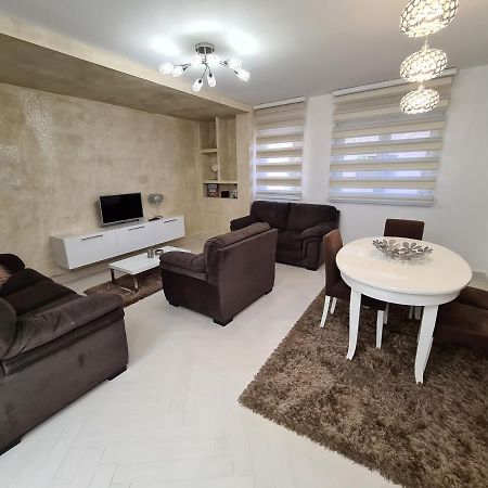 Adonis Apartment Novi Sad Exterior foto